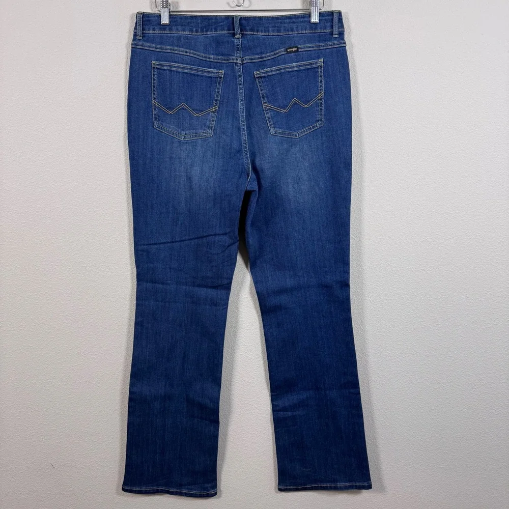 Wrangler Women's Western Mid Rise Bootcut Jeans Medium Wash Blue Denim Sz 14/34
